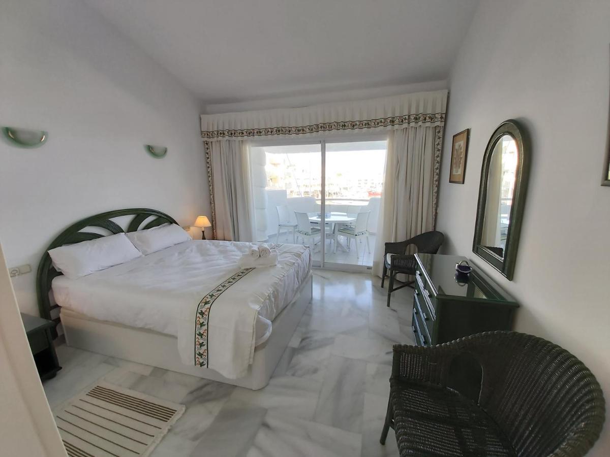 贝纳尔马德纳Del Parque Flats - Puerto Marina公寓 外观 照片
